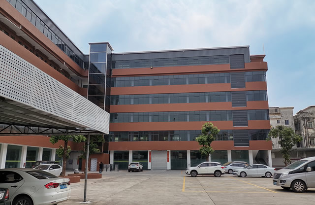 东莞市卓鑫手袋材料有限公司